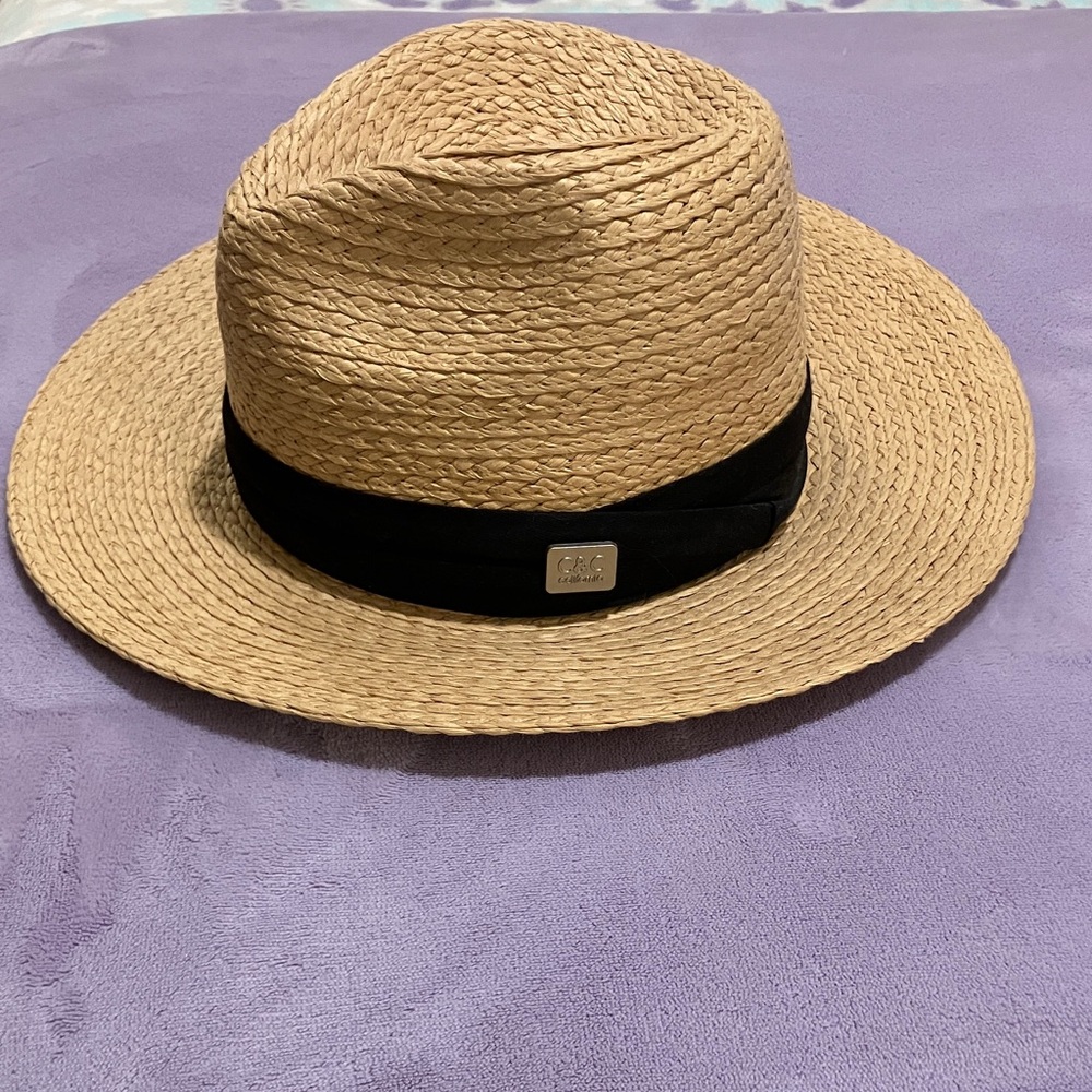 Men's Classic Straw Fedora with Black Band